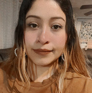 Meet your Posher, Cindy